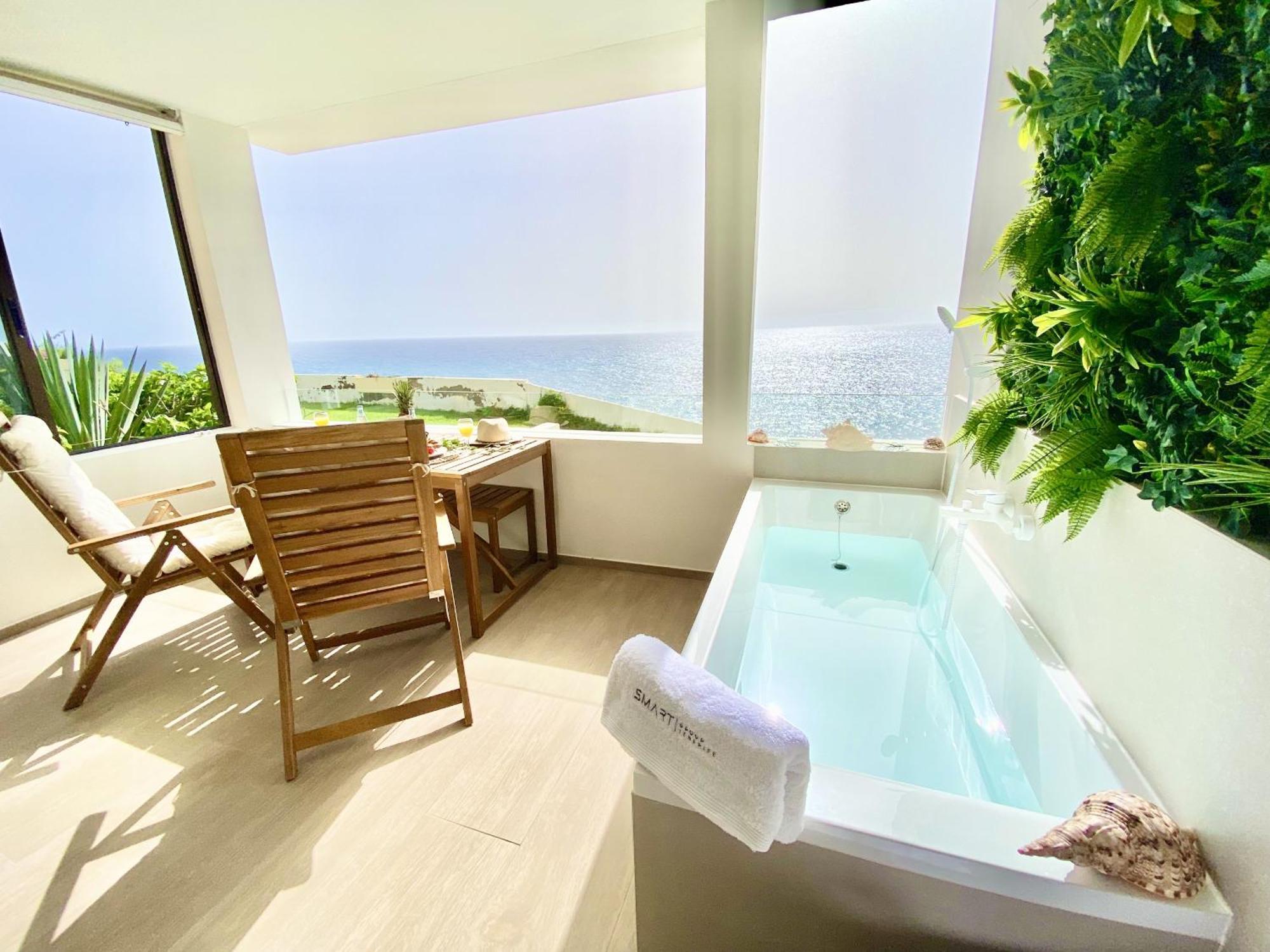 Beautiful Sea View Apartment กาเยาซัลวาเค ภายนอก รูปภาพ