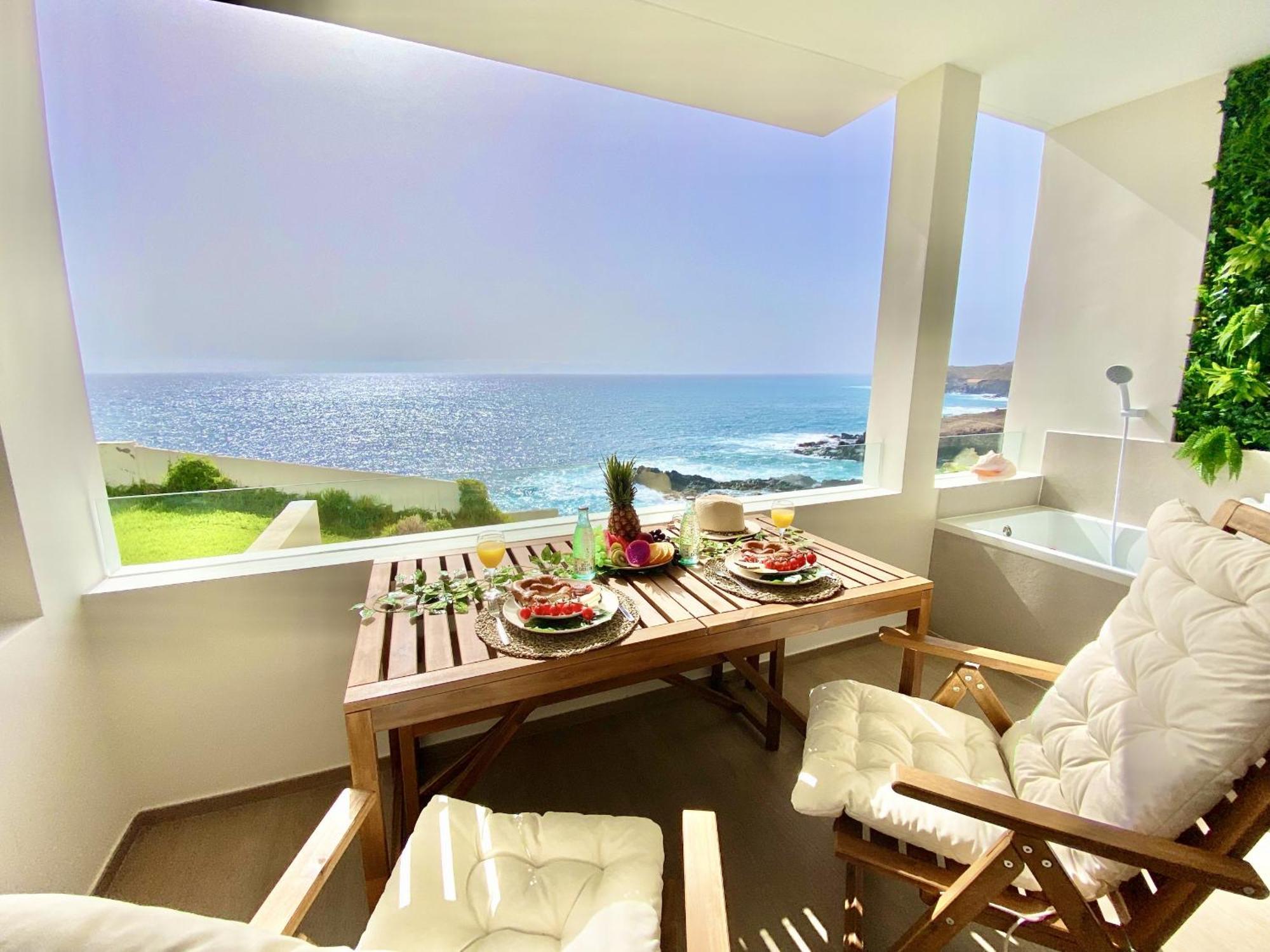 Beautiful Sea View Apartment กาเยาซัลวาเค ภายนอก รูปภาพ