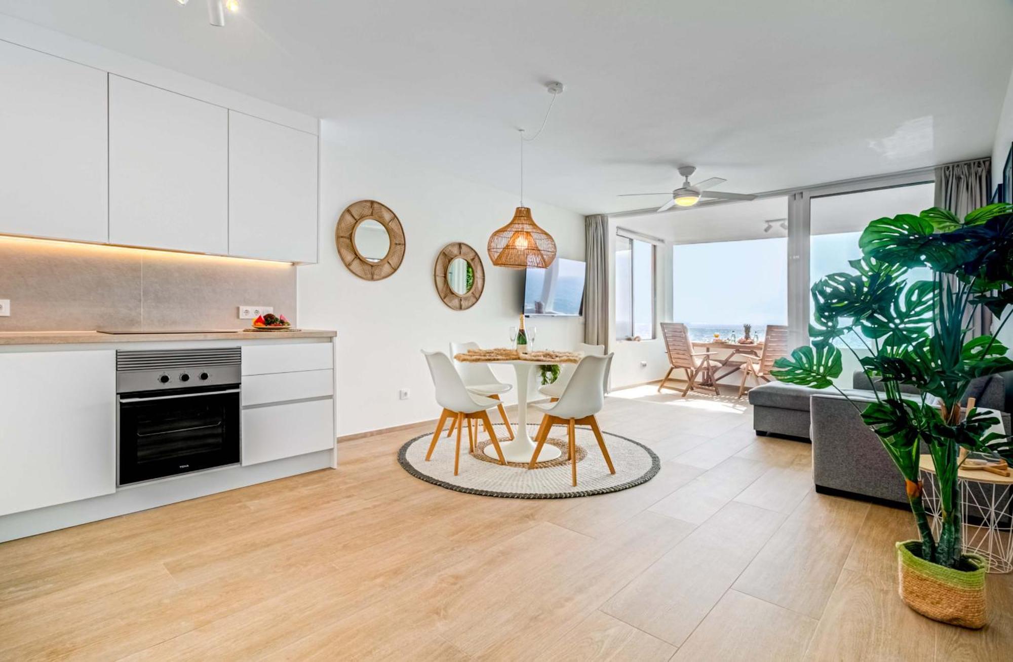 Beautiful Sea View Apartment กาเยาซัลวาเค ภายนอก รูปภาพ