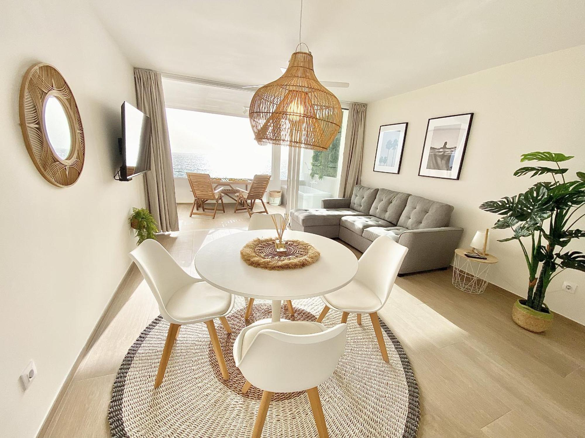 Beautiful Sea View Apartment กาเยาซัลวาเค ภายนอก รูปภาพ